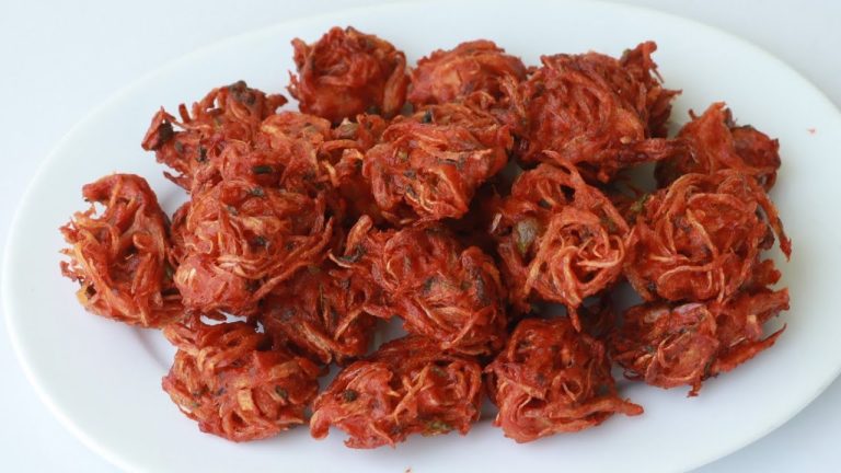 Crispy Onion Fritters (Peyaju): A Perfect Evening Snack